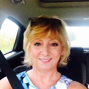 Meet your Posher, Caroline